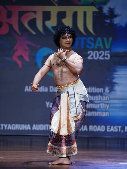 The dynamic duo, our guru Dr. Ratheesh Babu and Bijula Balakrishnan, performing a powerful Kuchipudi recital at our Antaranga festival.