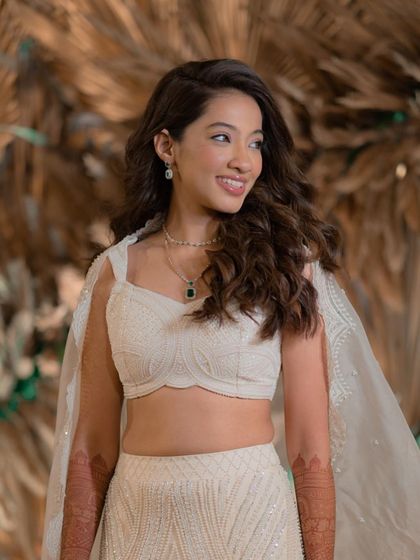 Flowing Curls & Waves photo 57