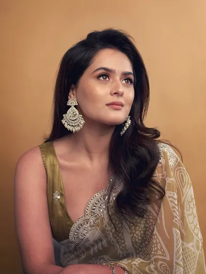 A dreamy, ethereal look for Tanvi Negi. I used soft, shimmering eyeshadows and a flawless base to create this angelic and photogenic result.
