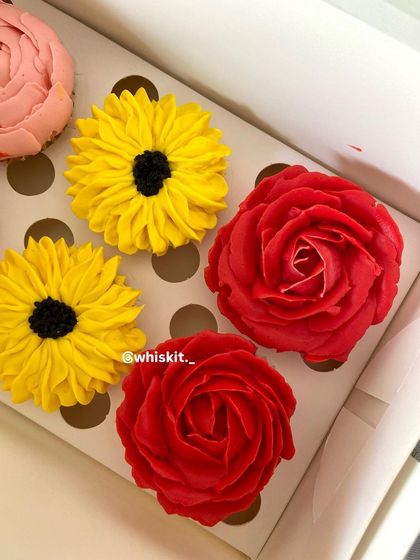 Whisk It - Gourmet Desserts & Treats Edible Bouquets & Floral Cupcakes photo 7