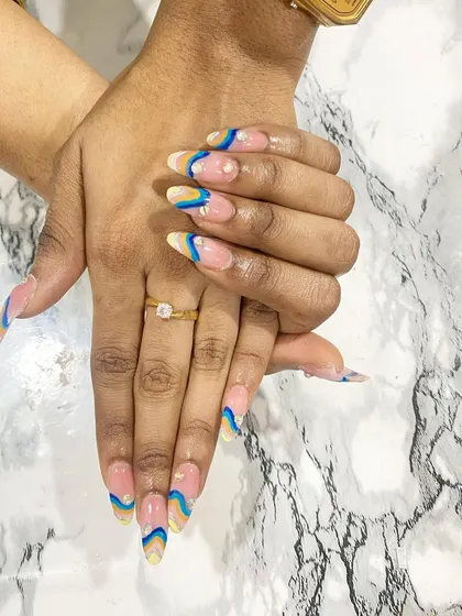 Another angle of the colorful wave design, showing the pearl accents.
