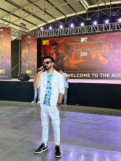 Hosting with the Stars photo 5