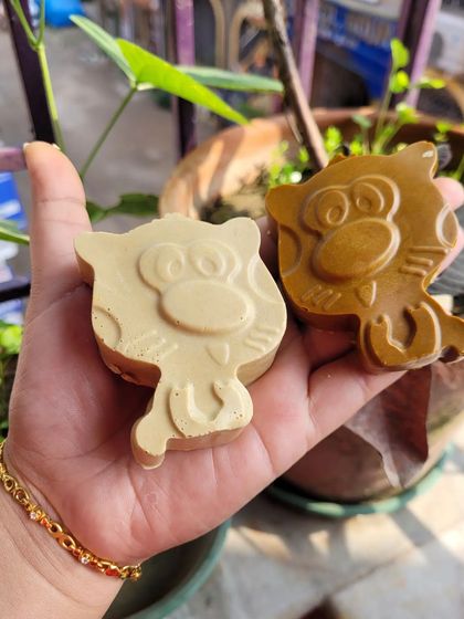 A look at some of my new soap designs. I love getting creative with shapes while using the best natural ingredients.