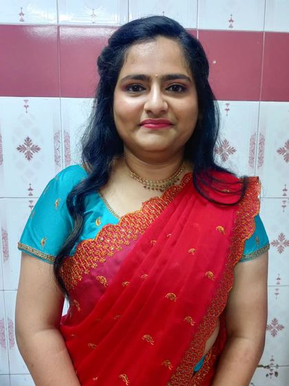 Soujanya Gowda - Special Occasion Makeup & Hairstyling Soft Glam & Party-Ready Styles photo 10