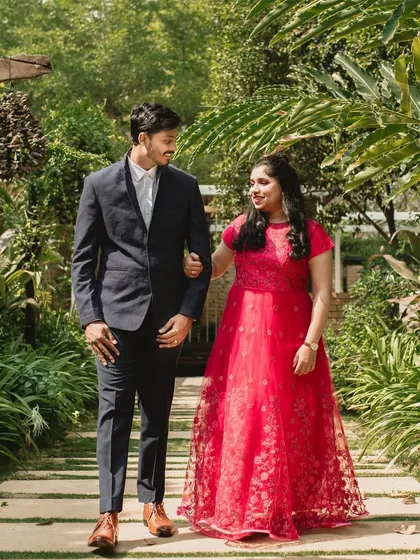 This is a shot from a pre-wedding photoshoot where my goal was to create a natural and romantic look. The makeup is designed to look fresh and flawless both on camera and in person, ensuring the couple's photos turned out beautifully.