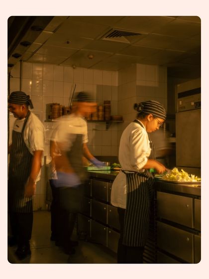 Kruti Acharya - Food & Restaurant Photography Capturing the Vibe: Restaurant Ambience & Action photo 4
