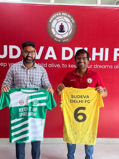 Exchanging jerseys to mark our new partnership. We are expanding our family to create more opportunities for young Indian footballers.