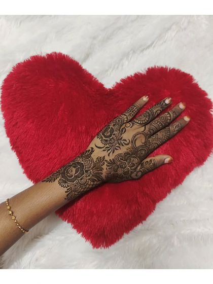 Festive & Party Mehndi photo 11