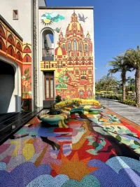 Mural & Architectural Surface Art
