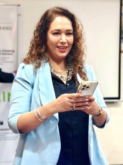 A candid moment during my talk at the QUADS symposium. It was a pleasure to address my peers and share insights on innovative hair care solutions.