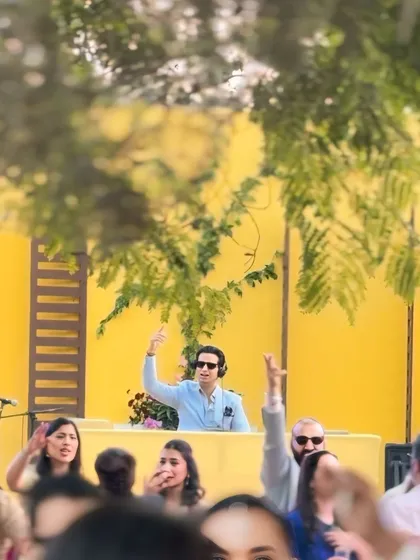 When life gives you a lemon-themed wedding decor, you play the zestiest tunes. This was a fun, bright, and happy daytime event.