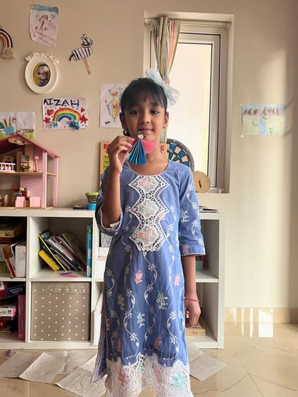 Little Creatives Club - Art Parties & Event Entertainment Happy Artists & Their Masterpieces photo 98