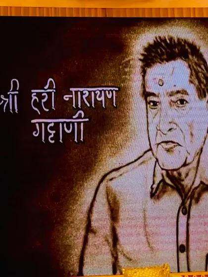 A still from the sand art tribute to Shri Hari Narayan Gattani, captured during a live event in Jaipur. This portrait, glowing on the light box, became a centerpiece of the family's celebration, showing the impact of a personalized tribute.