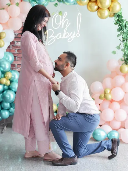 Capturing the excitement before a new arrival is a privilege. This is a tender moment from a baby shower photoshoot in Gurgaon, with the parents-to-be celebrating their growing family.