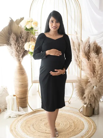 Lens And Stories - Maternity Photography The Glow of Motherhood: Solo Portraits photo 20