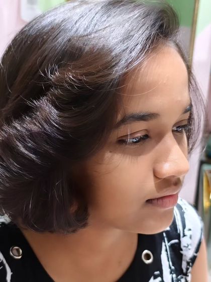 Custom Haircuts for Women photo 4