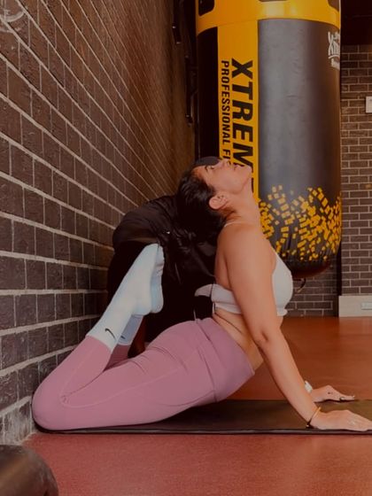 Suchira Gowda - Yoga Instruction Advanced Yoga: Strength & Flexibility photo 4