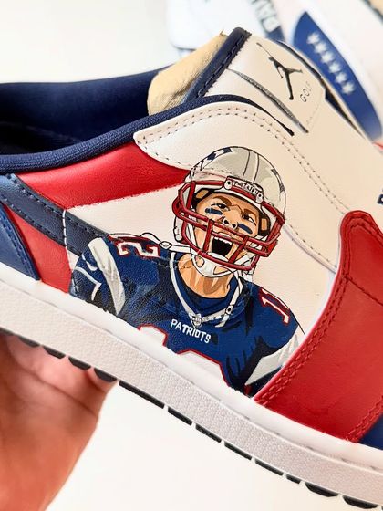 Another look at the Tom Brady portrait. The detail in his helmet and jersey brings the artwork to life, making it a standout piece for any football fan.