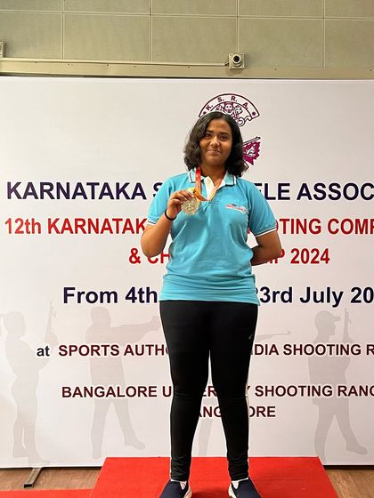 Sarvadhi on the podium after winning a bronze medal in the Subyouth women's category.