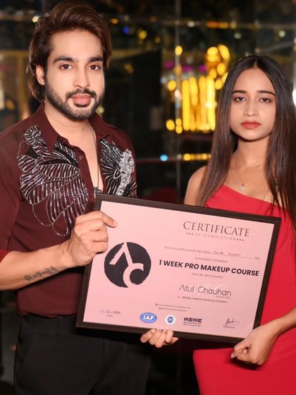 Congratulations to this graduate on completing the one-week pro makeup course.