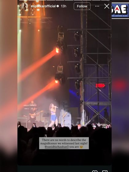 Celebs in the House photo 6