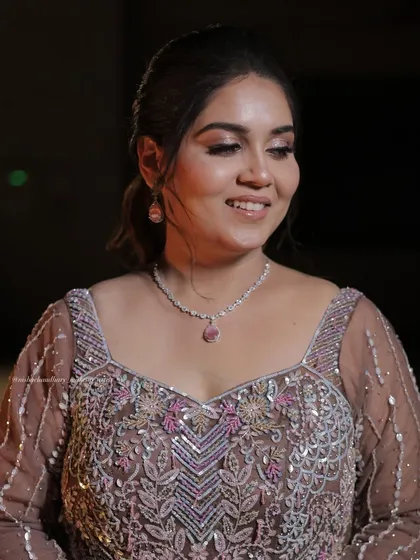 Another angle of the signature soft shimmery eye look. It's a timeless and elegant choice for any bride or bridesmaid for a sangeet or reception.