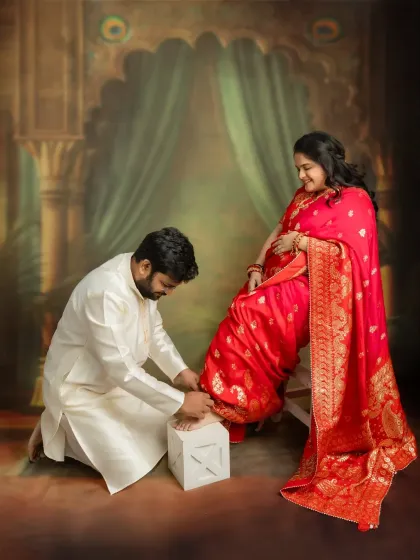 A beautiful gesture of love and care. This pose, where your partner tends to you, is a powerful symbol of your partnership on this journey to parenthood.