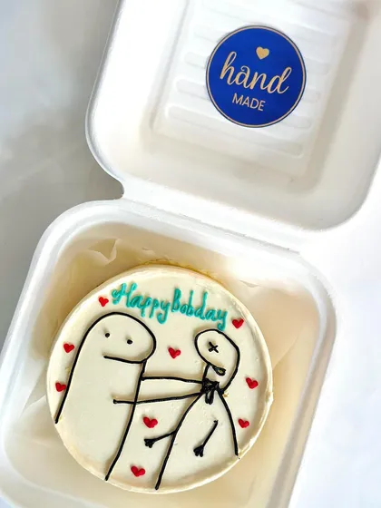 A funny meme bento cake that perfectly captures the love-hate relationship between friends. We love bringing these viral comics to life.