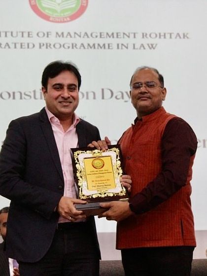 Our Partner, Vivek Jha, receives a token of appreciation at the IIM Rohtak event. We are honored to contribute our expertise to discussions at such prestigious academic institutions.