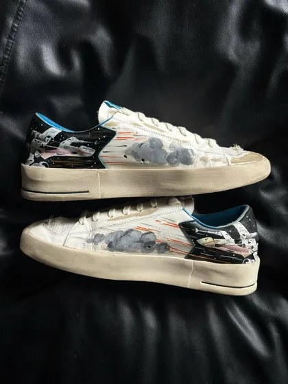 A top-down view of the custom Golden Goose sneakers.