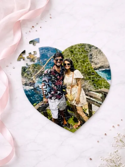 I turn your favorite photo into a fun, heart-shaped puzzle. It’s a beautiful way to spend time together, piecing back a cherished memory. This is a perfect anniversary or Valentine's Day gift.