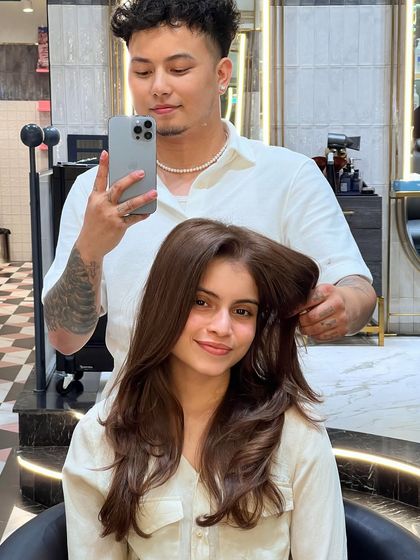 A beautiful hair color that makes you look and feel better. This rich brown is classic, timeless, and full of shine.