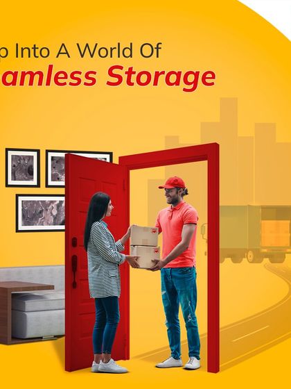 I bring the storage solution right to your doorstep. This visual shows my commitment to seamless service, bridging the gap between your home and my secure warehouse.