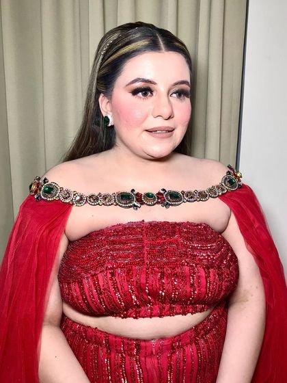 Party & Occasion Makeup photo 36