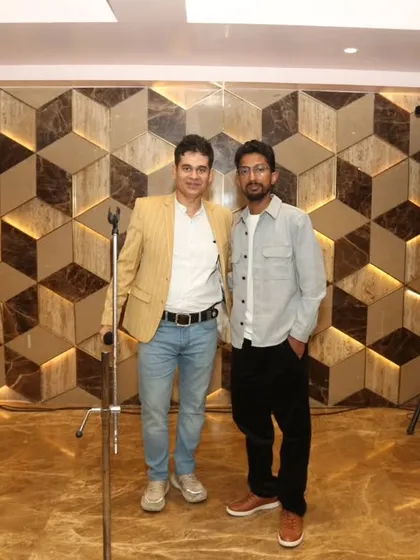 It was an honor to host a show for the master of comedy, Shyam Rangeela. Sharing the stage with talented artists and ensuring the audience has a great time is what I do best.