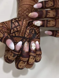 Nail Extensions & Nail Art