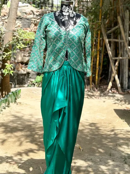 A closer look at the green Indo-Western outfit I made for a lovely client. The draped satin skirt is so comfortable and chic.