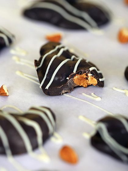 I bet you won't be able to stop at one. My Rock Almond Chocolates offer a divine blend of rich chocolate and crunchy almonds.