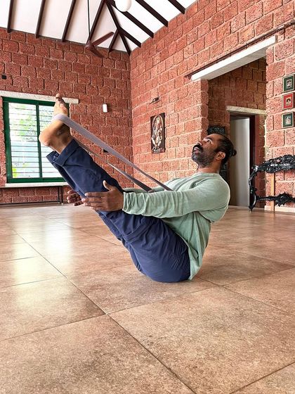 Pratyaksha Yoga - Specialized Yoga Workshops & Programs Yoga for All: Props & Modifications photo 6