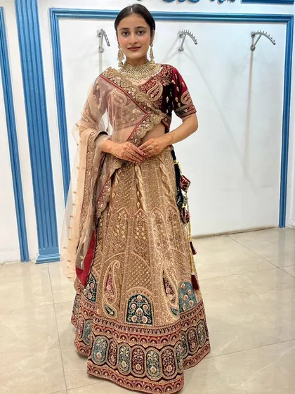 A full look at this sophisticated bridal lehenga, perfect for the bride who loves detailed craftsmanship.