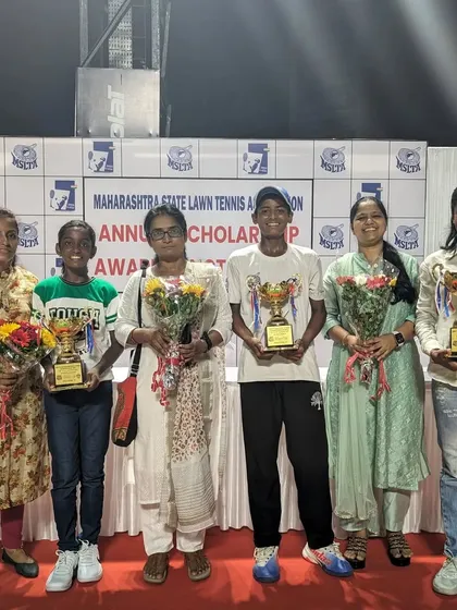 Our scholarship-winning female players and their proud mothers at the MSLTA Annual Scholarship Award Function.