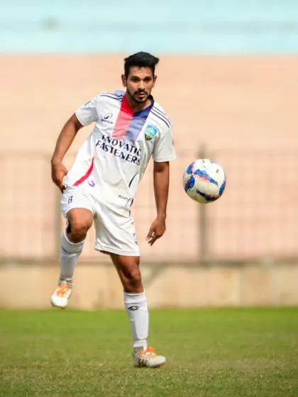A player showcasing his ball control and technique during Gameday 6.