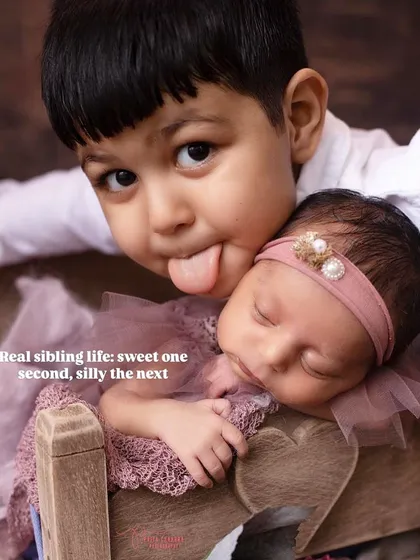 Real sibling life: sweet one second, silly the next! I always make room for fun and authentic moments like this during our photoshoots.