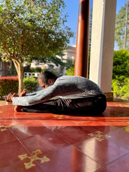 Pratyaksha Yoga - Yoga Teacher Training Asana & Movement Practice photo 27