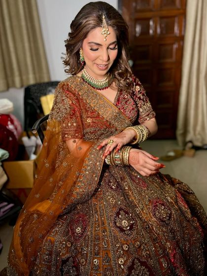 Another beautiful, unedited photo of my bride Ena. The soft waves in her hair complement the traditional yet modern feel of her look.