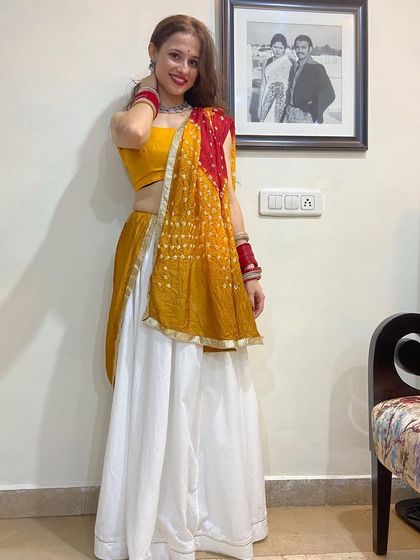 Nitika Bhardwaj - Event Choreography Traditional & Festive Performances photo 8