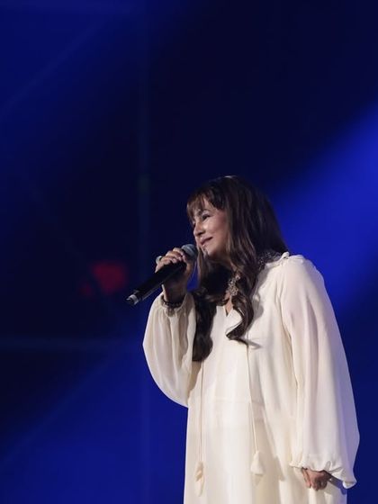 Celebs in the House photo 13