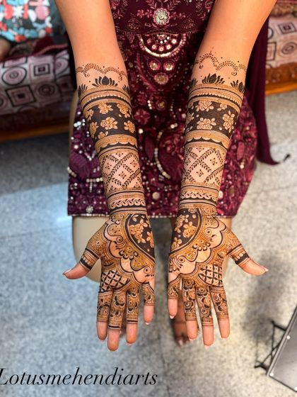 Lotus Mehendi Arts - Bridal & Occasion Mehendi Elaborate Bridal Designs photo 6