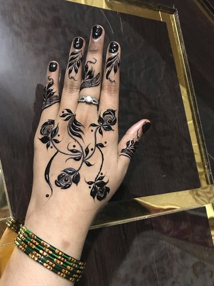 Party & Festival Designs photo 9