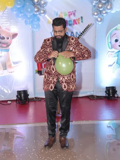 A simple balloon holds a big secret. This is the start of one of my favorite illusions, perfect for surprising and delighting audiences at kids' parties and family events.